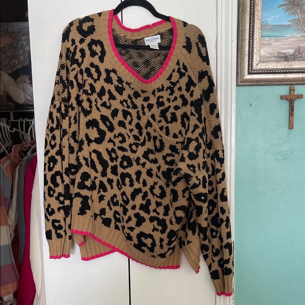Arizona Jean Company Leopard Print V-Neck Sweater with Pink Accents